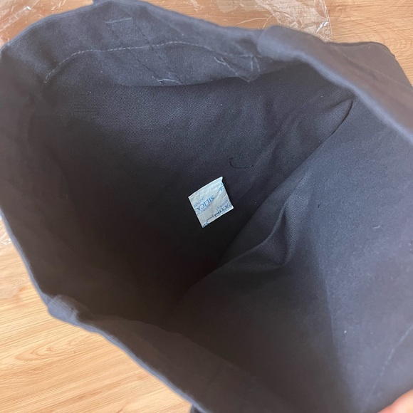 Micheal Kors Limited Edition Canvas Shopping Tote Bag - Picture 8 of 10